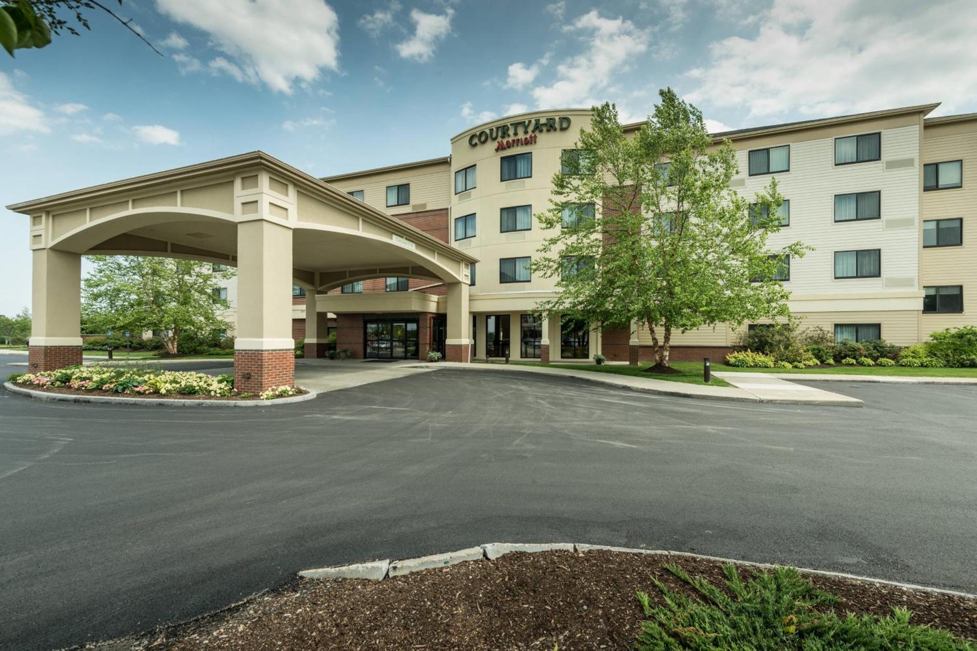 คอร์ทยาร์ด บันกอร์ Hotel บังกอร์ ภายนอก รูปภาพ
